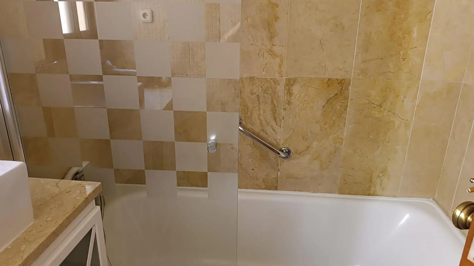Apartamento Playa Del Cristo Эстепона